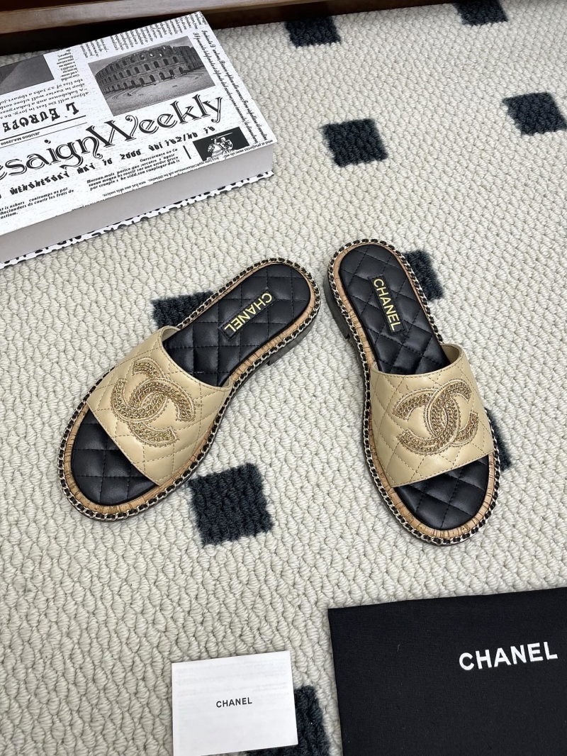 Ch**el slippers